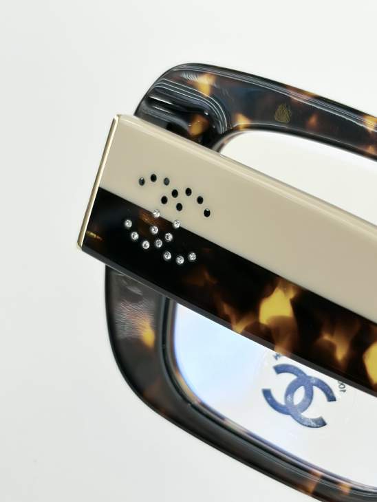 Picture of Chanel Sunglasses _SKUfw79721531fw